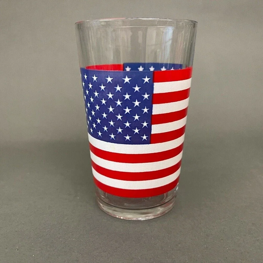 Vintage United States Flag Glass Red White Blue Multicolor 4‎ 7/8